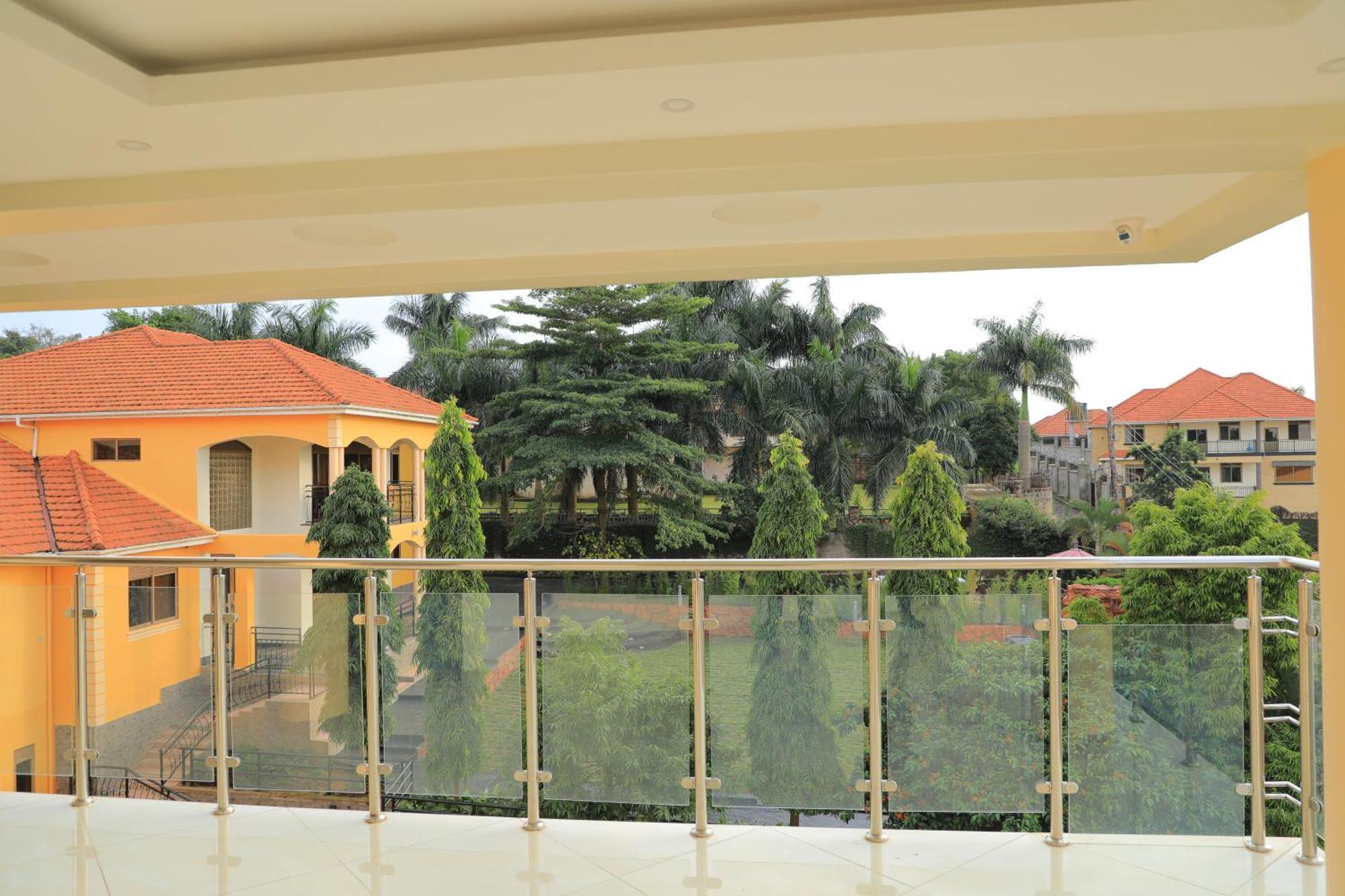Precious Villas Lubowa Ngoại thất bức ảnh